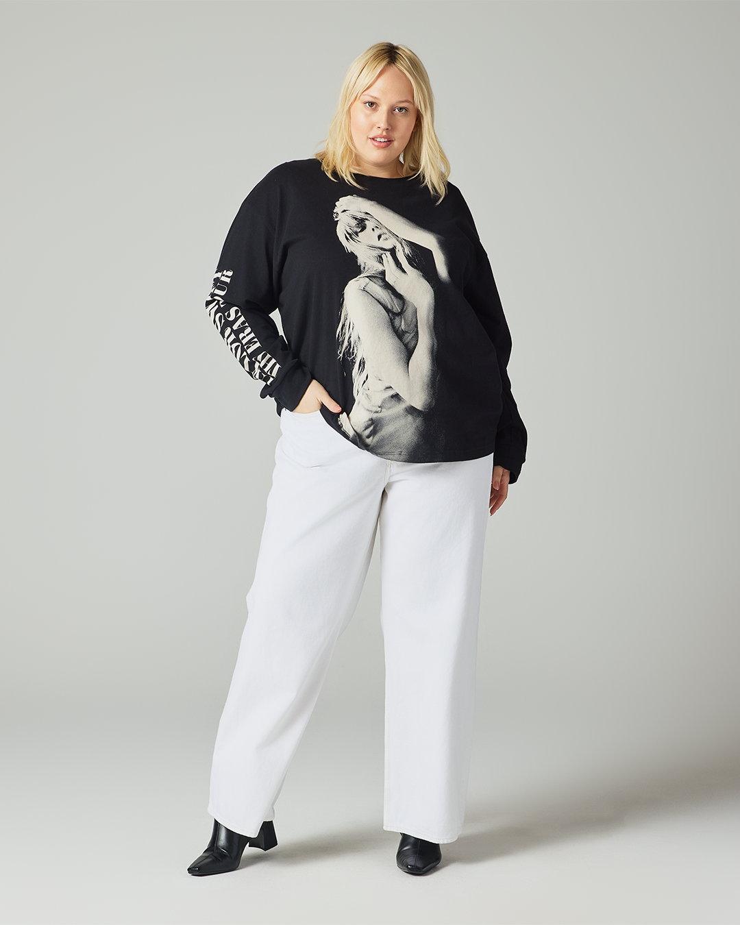 Taylor Swift | The Eras Tour Photo Long Sleeve T-Shirt